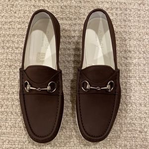 NWT brown suede Gucci loafers